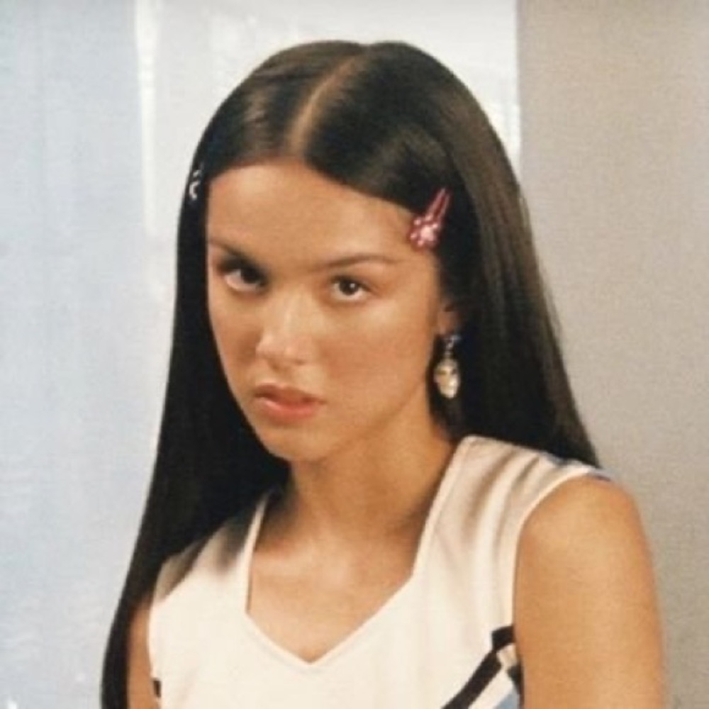 meet ur posher, angelina.